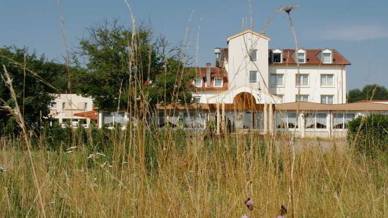 L'Oree Du Bois Hotel Vittel Exterior photo